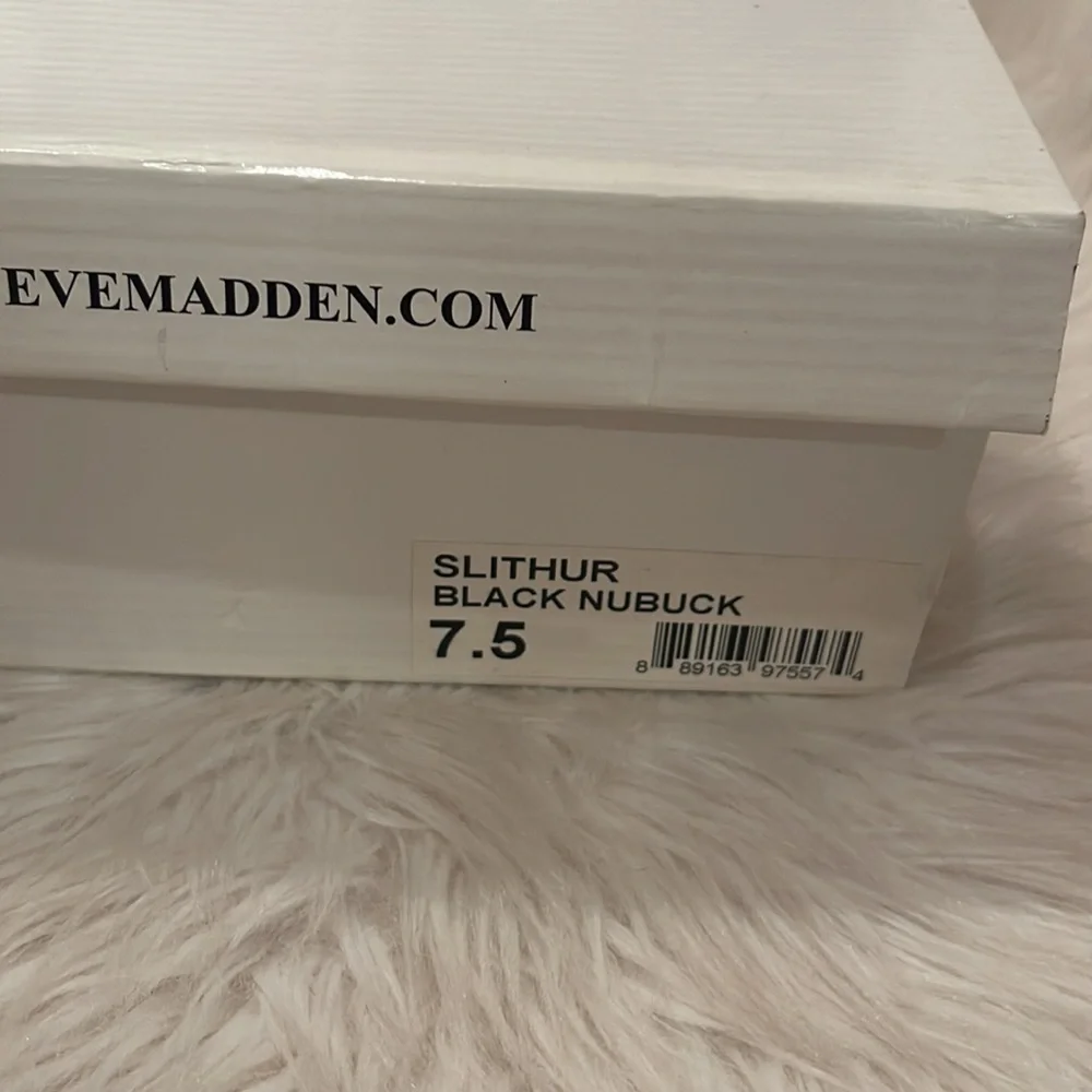Steve Madden black nubuck heels 7.5 - Picture 8 of 8